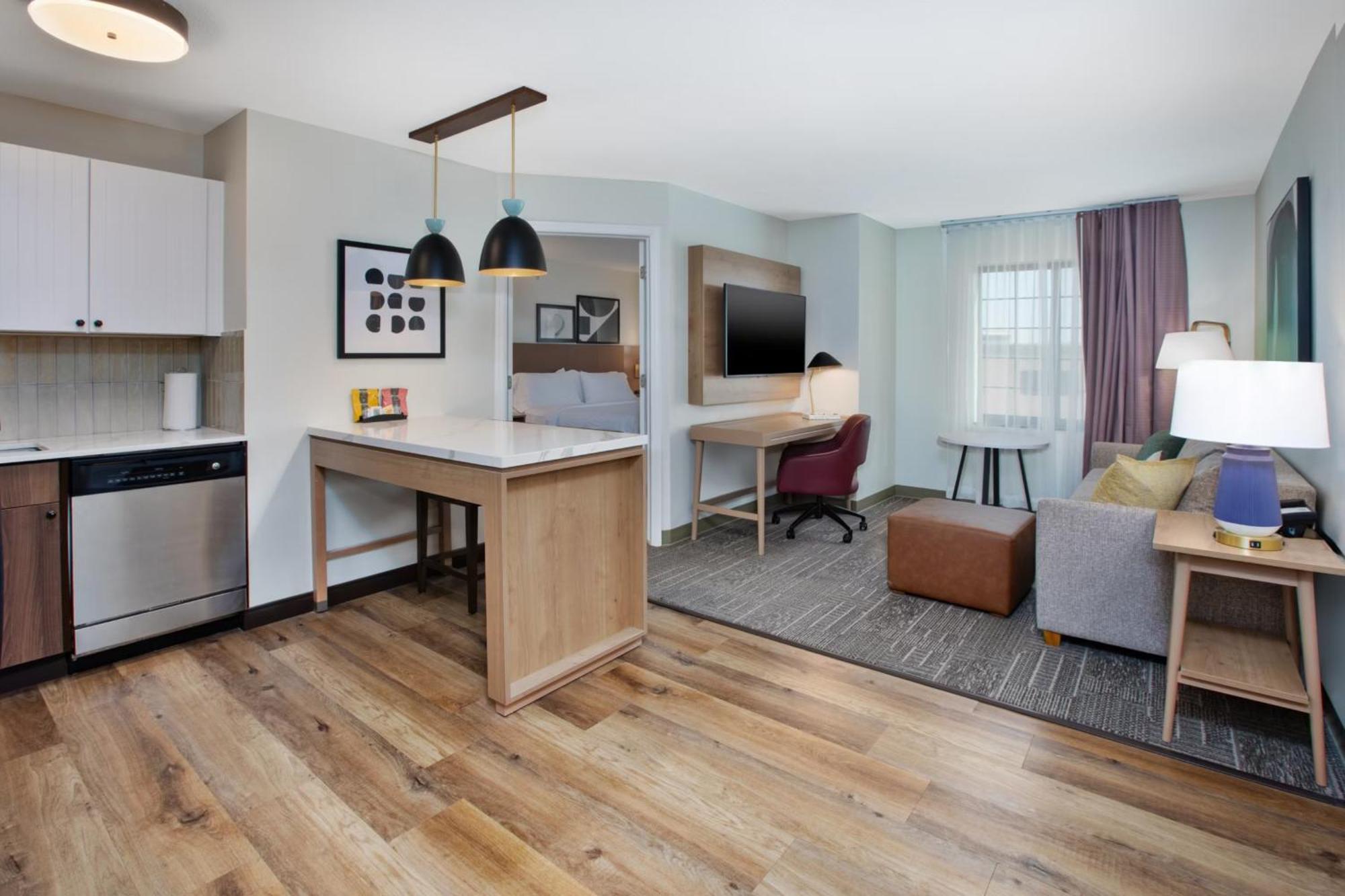 Staybridge Suites Omaha 80Th And Dodge By Ihg Extérieur photo