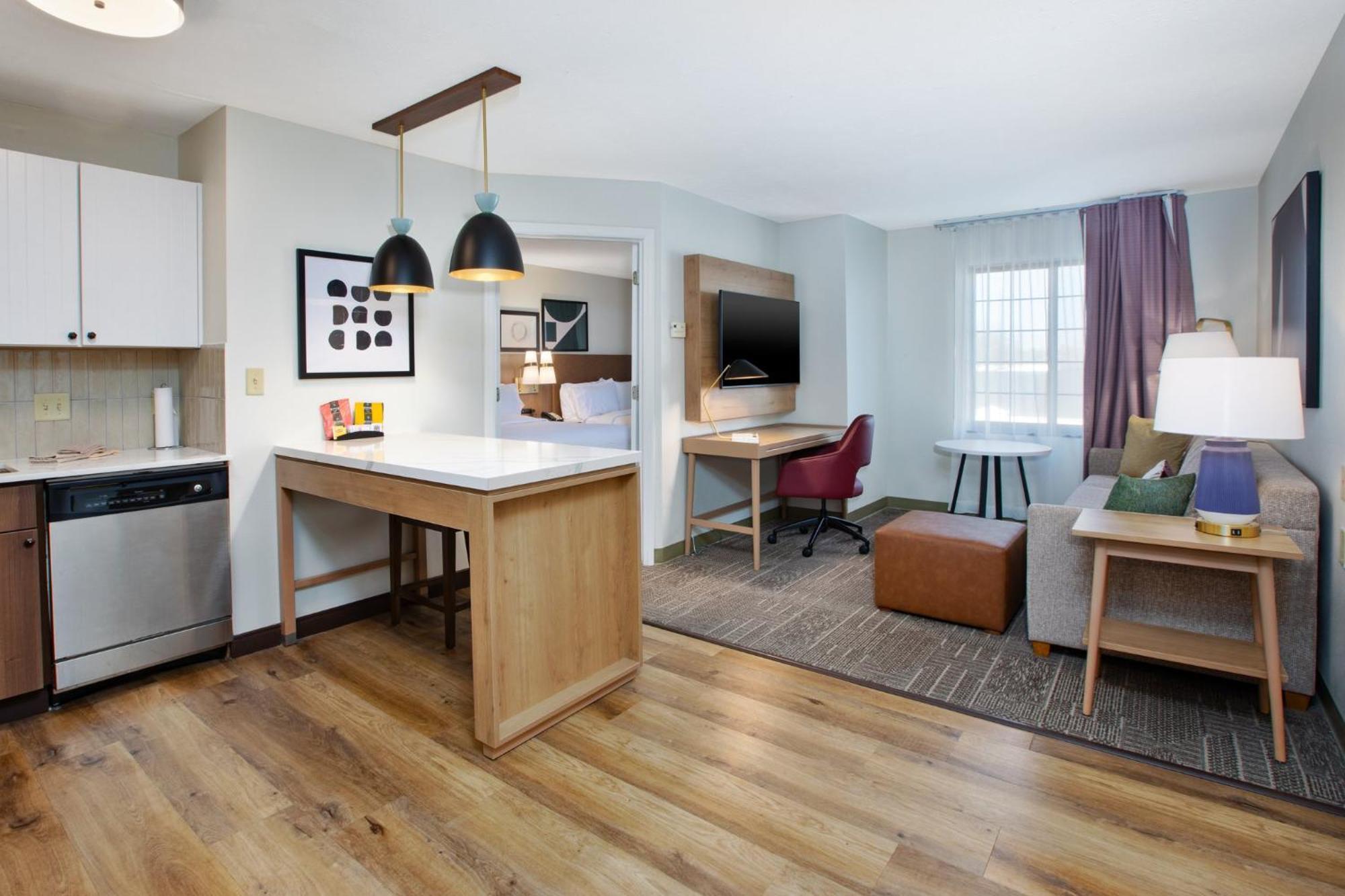 Staybridge Suites Omaha 80Th And Dodge By Ihg Extérieur photo