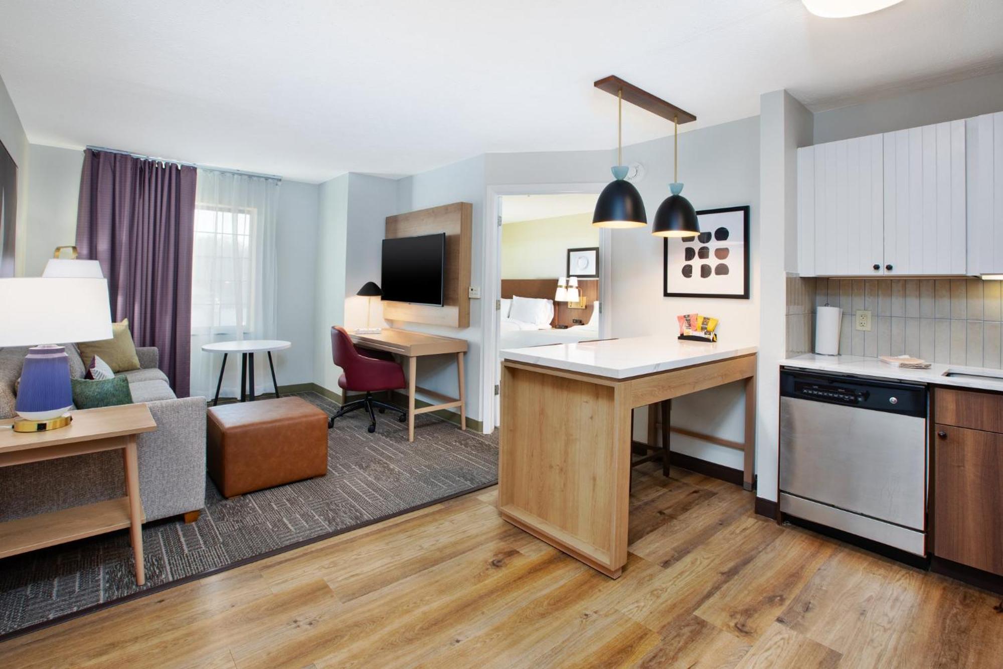 Staybridge Suites Omaha 80Th And Dodge By Ihg Extérieur photo