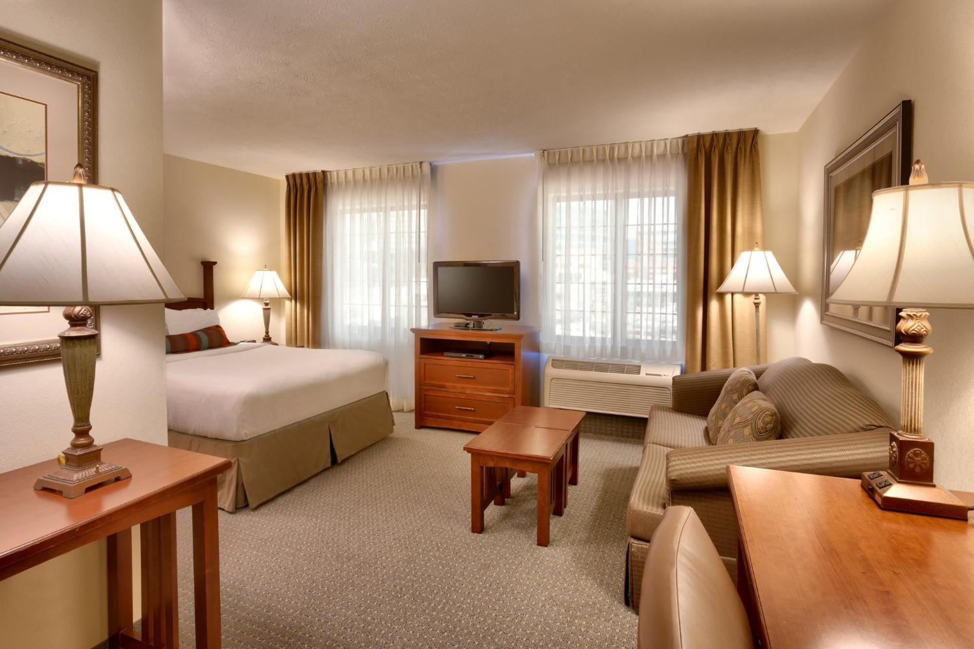 Staybridge Suites Omaha 80Th And Dodge By Ihg Extérieur photo