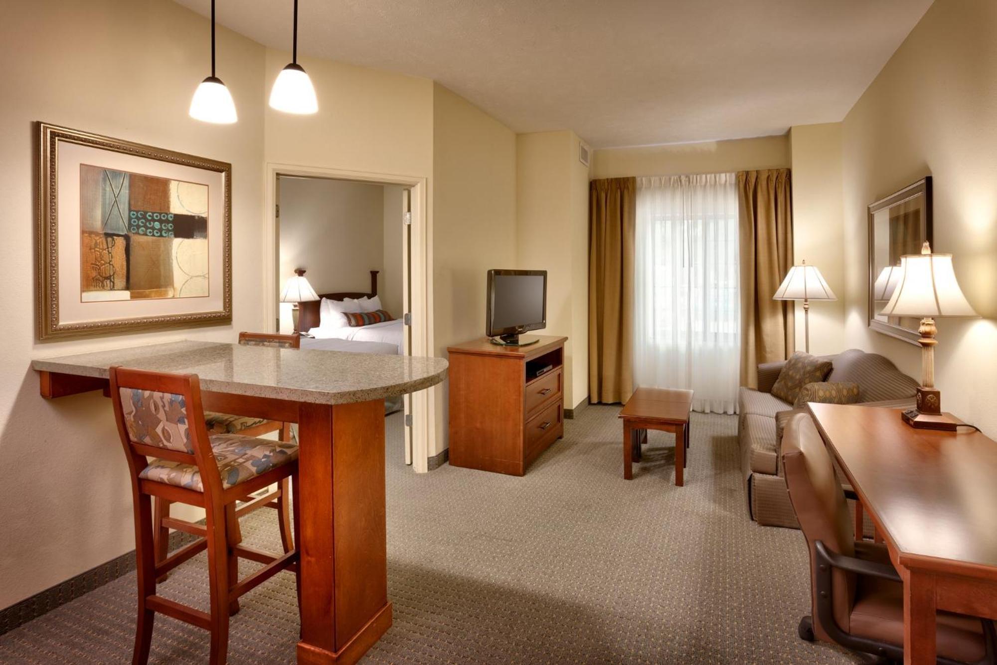 Staybridge Suites Omaha 80Th And Dodge By Ihg Extérieur photo